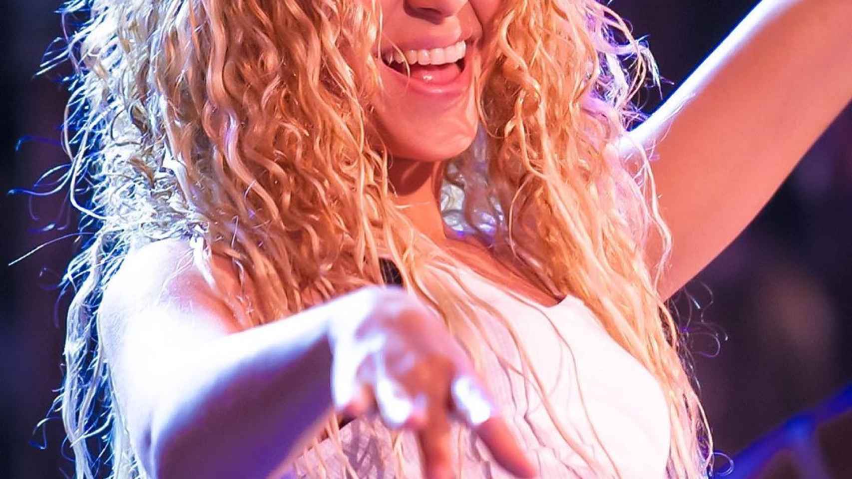 Shakira sobre el escenario