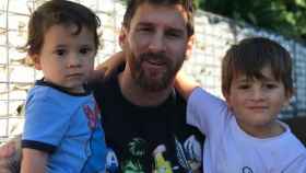 Leo Messi con Thiago y Mateo / INSTAGRAM