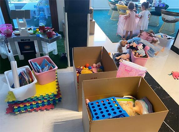 las hijas de Georgina Rodríguez donan sus juguetes