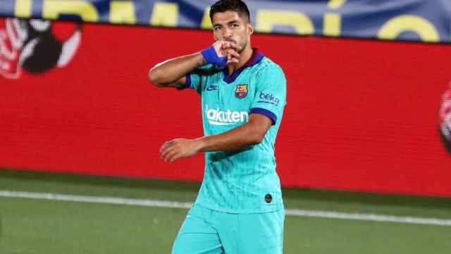 Luis Suárez celebrando el gol contra el Villareal / FCB