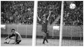 kennedy marca el gol de la victoria del Liverpool ante el Real Madrid en 1981
