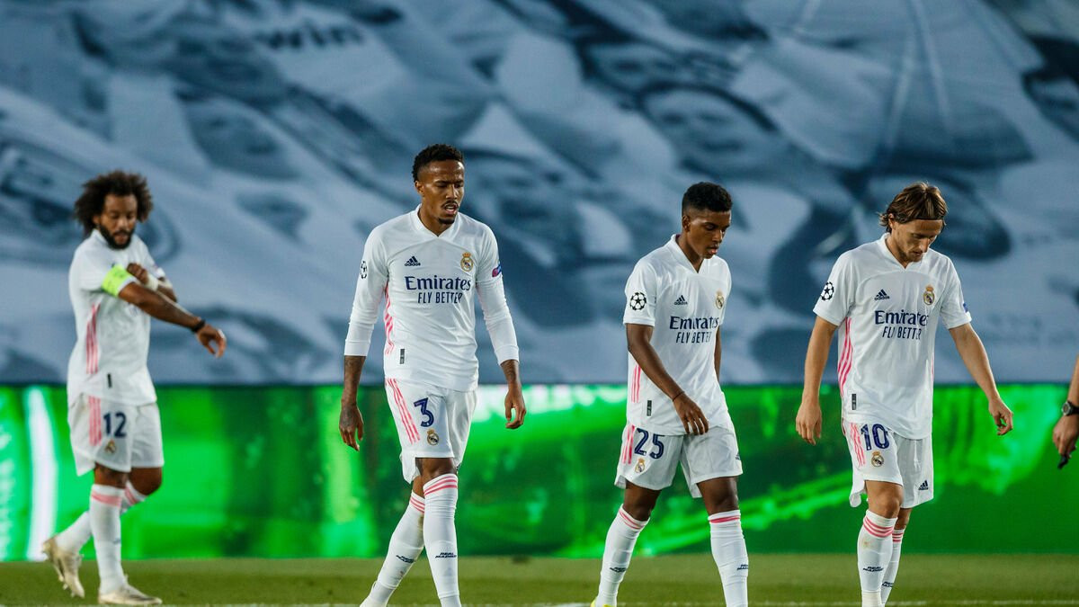 Los jugadores del Real Madrid, cabizbajos tras perder contra el Shaktar | EFE