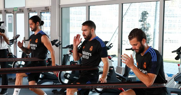 Isco, junto a Carvajal y Nacho, en una sesión de preparación física de la pretemporada / Real Madrid