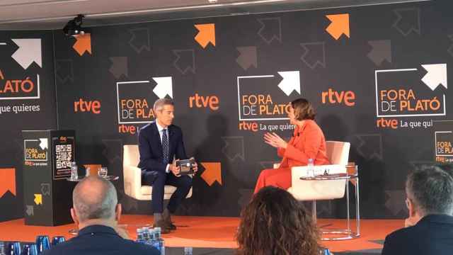 La alcaldesa de Barcelona, Ada Colau, en el programa 'Fora de plató' de TVE