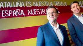 Mariano Rajoy (i), presidente del Gobierno, junto a Xavier García Albiol (d), en el 14 congreso del PPC en Hospitalet del Llobregat /  PPC / David Mudarra