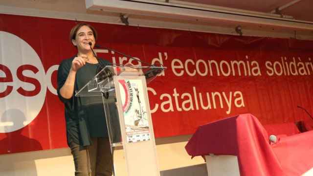 La alcaldesa de Barcelona, Ada Colau, en la Fira d'Economia Solidària de Catalunya