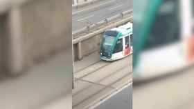 Un tranvía arrolla a un hombre en Badalona / MA