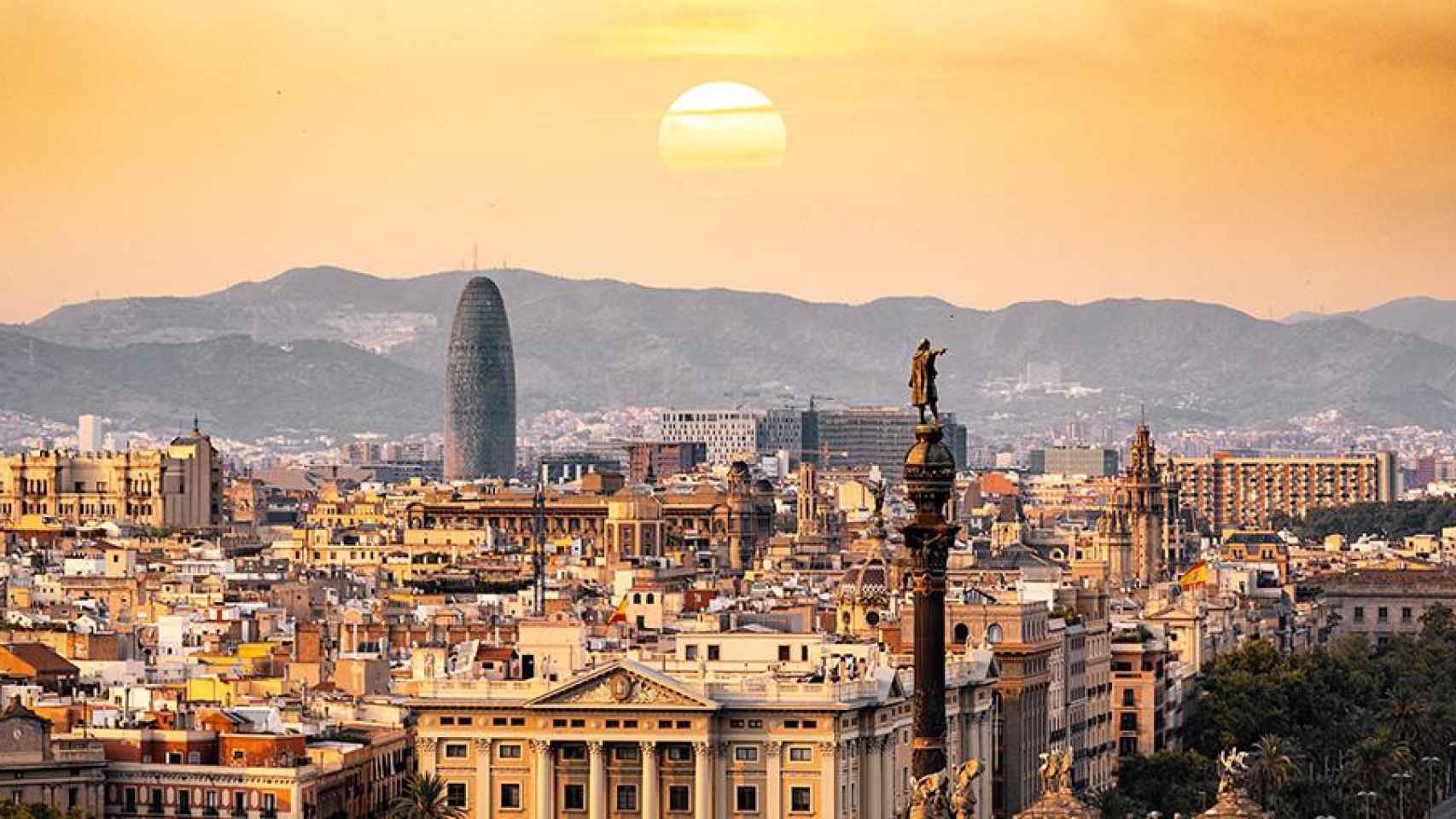 Vista panorámica de Barcelona / PEXELS