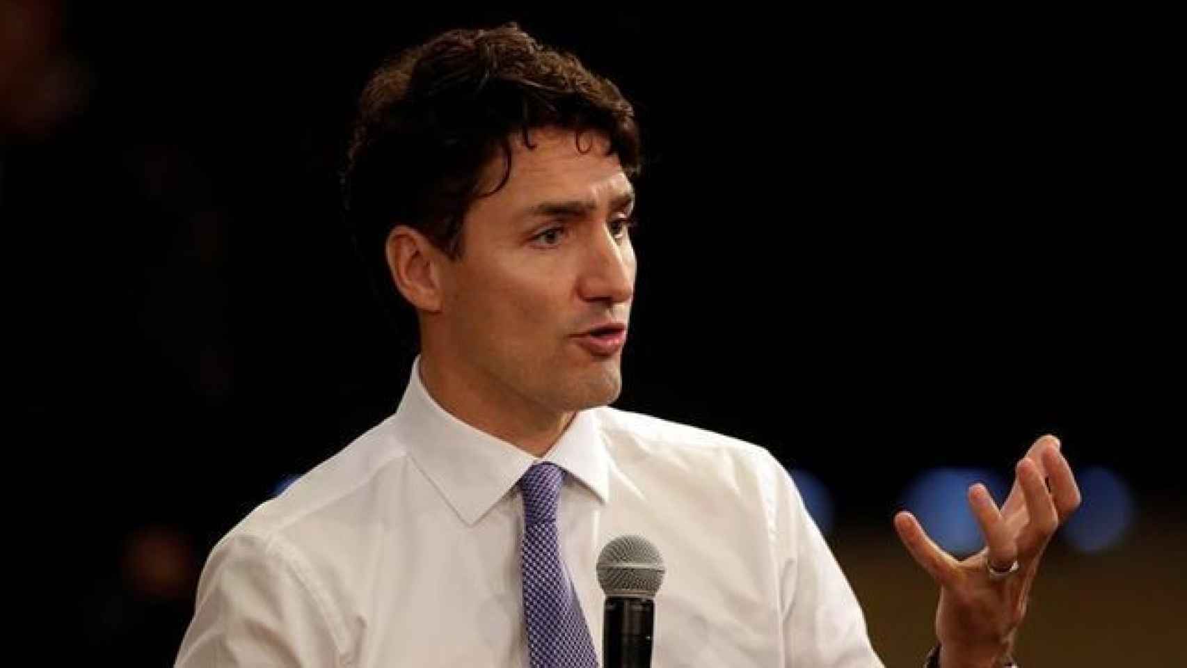 El primer ministro canadiense, Justin Trudeau, condena el atentado contra una mezquita en Quebec  / EFE