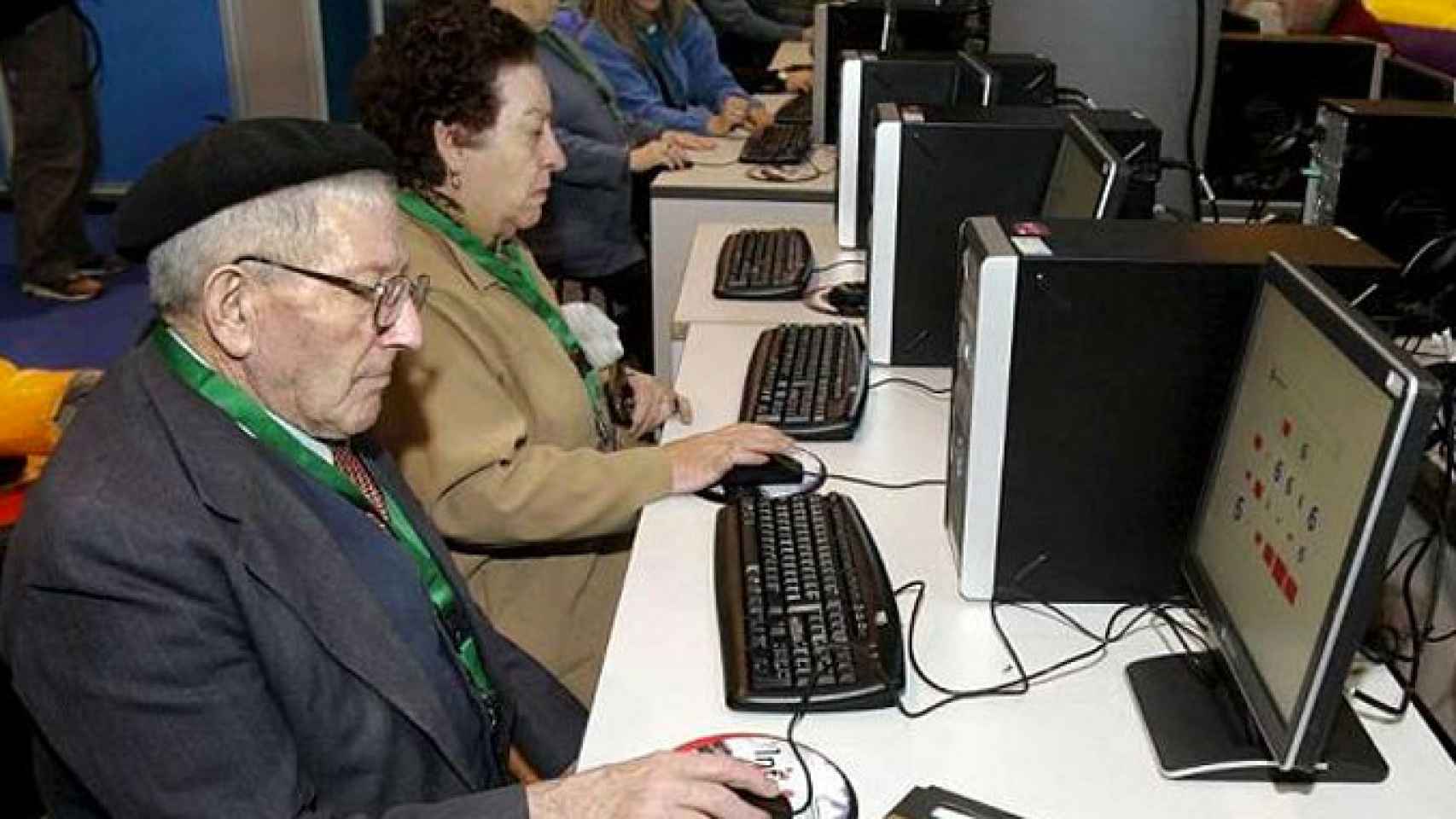 Personas mayores y tecnología / EFE