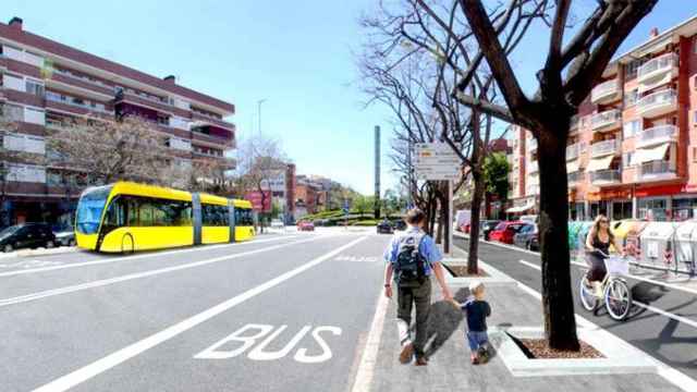 La Generalitat y el AMB proyectaron de este modo la mejora de la carretera comarcal que une Castelldefels y Cornellà, la C-245, en 2016 / AMB