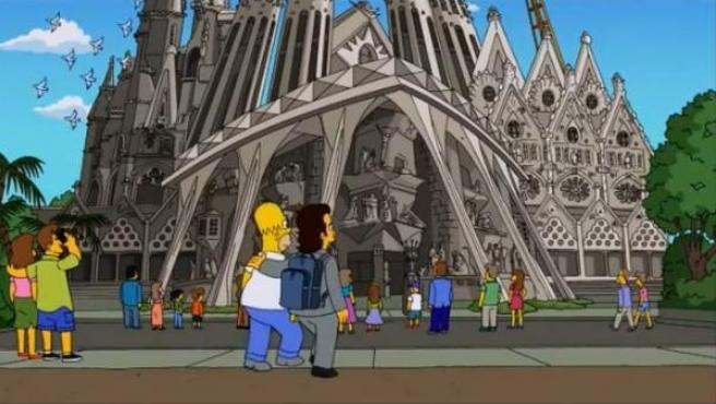 Homer Simpson visita la Sagrada Familia de Barcelona