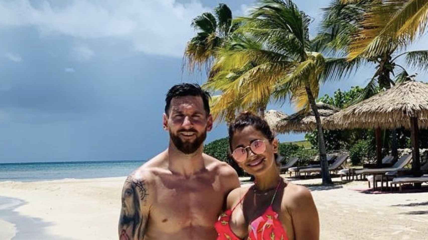 Una foto de Leo Messi junto a Antonella Roccuzzo de vacaciones / Instagram