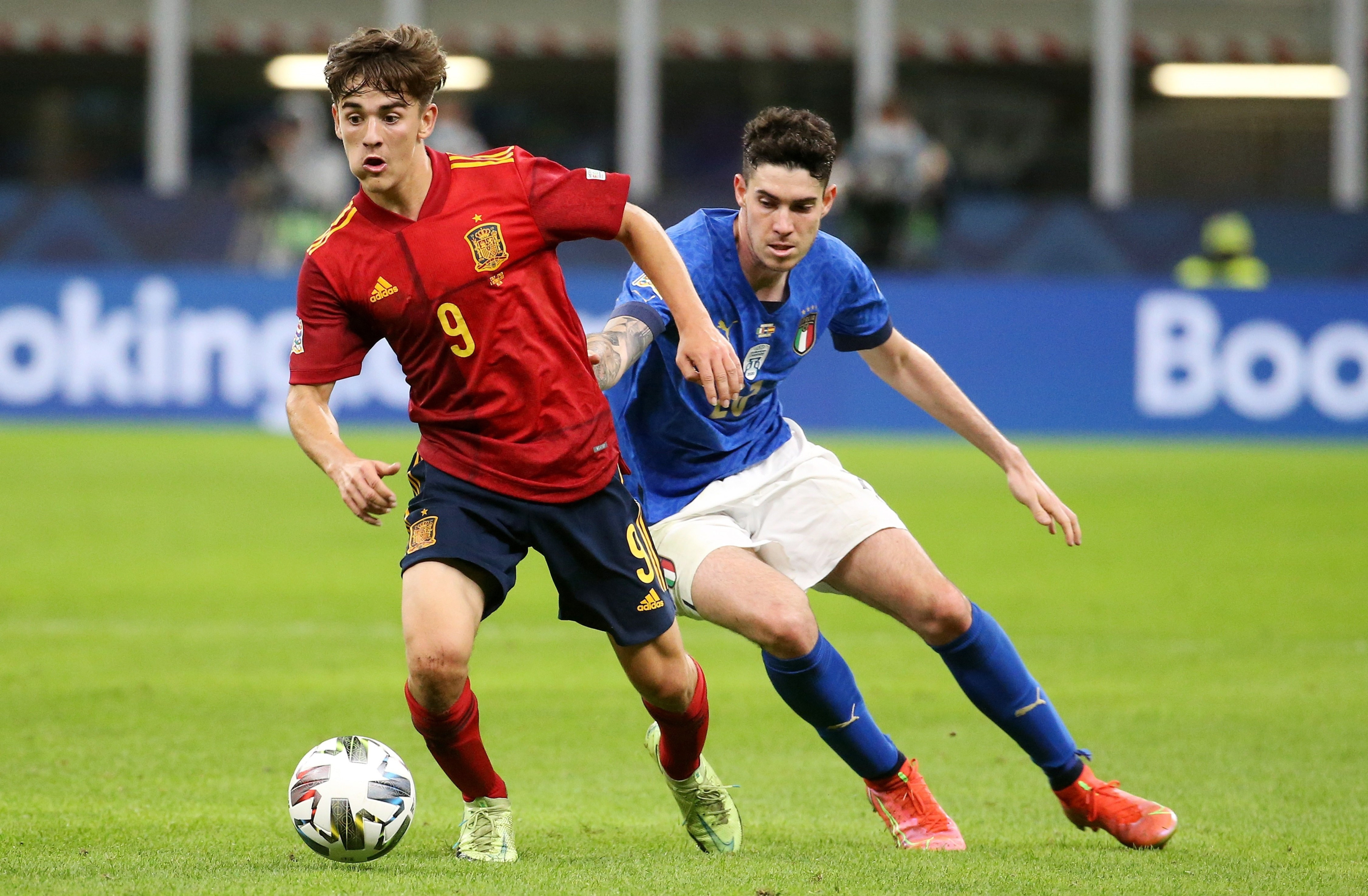 Gavi jugando contra la selección italiana / EFE