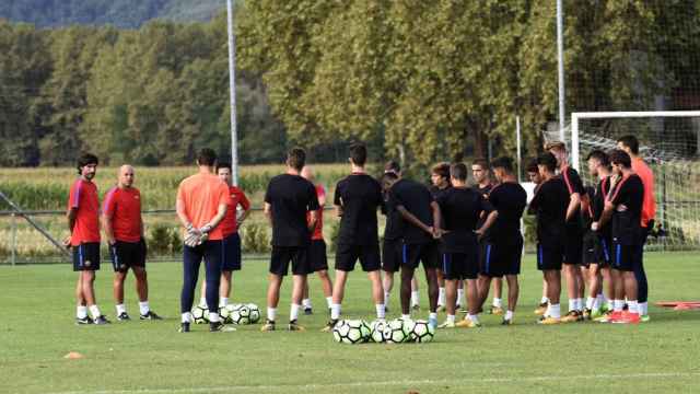 Stage de pretemporada del Juvenil del Barça en la Vall d'en Bas | FCB