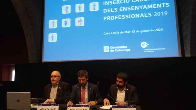 Josep Bargalló, Joan Canadell y Chakir El Homrani, presentando el 13º estudio de inserción laboral de las enseñanzas profesionales / JC