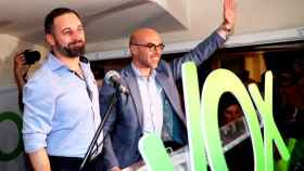 Santiago Abascal, líder de Vox, y Jorge Buxadé, cabeza de cartel de los verdes al Parlamento europeo / EFE