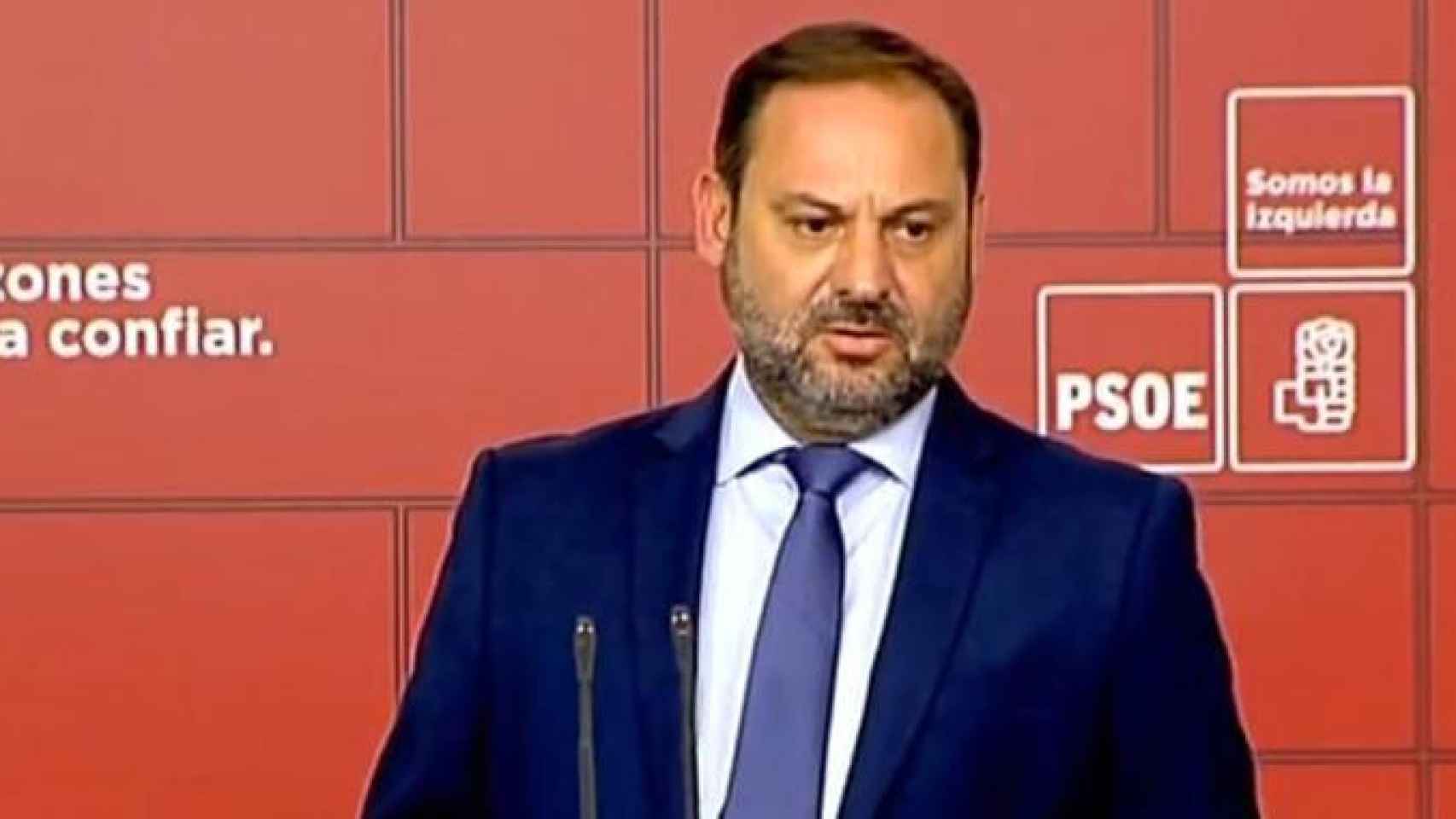 José Luis Ábalos, ministro de Fomento y portavoz del PSOE en rueda de prensa / EE