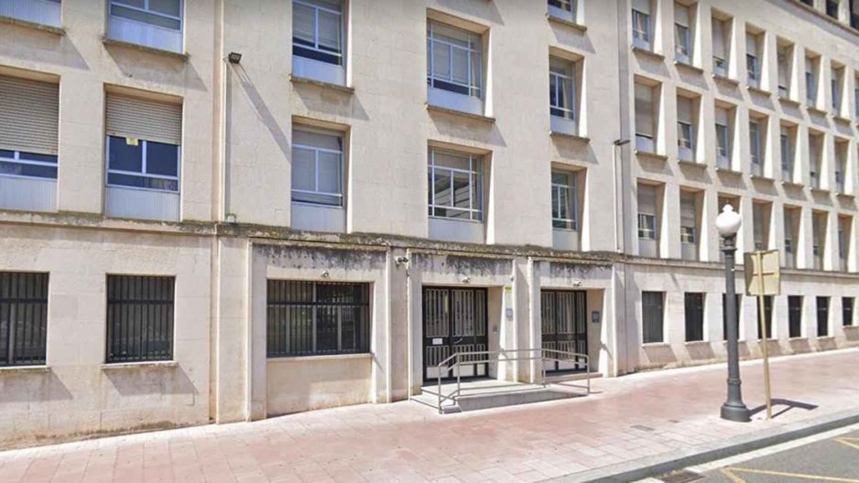Audiencia Provincial de Tarragona, donde juzgan a una joven acusada de abandonar a su bebé / GOOGLE STREET VIEW