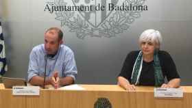 La alcadesa de Badalona, Dolors Sabater, y el concejal de Espacios Públicos, Francesc Duran / EUROPA PRESS