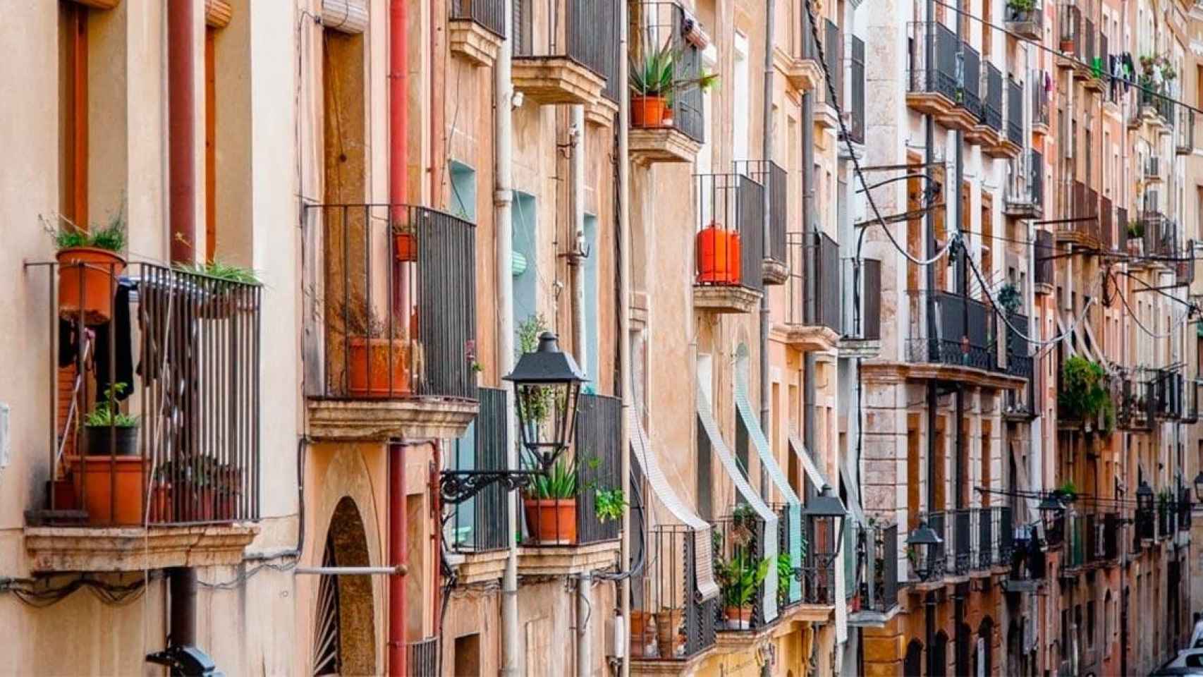 Viviendas con balcón en Barcelona / EP