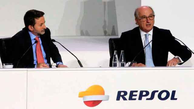 Josu Jon Imaz, consejero delegado de Repsol, junto a Antoni Brufau, presidente de la cotizada / EFE