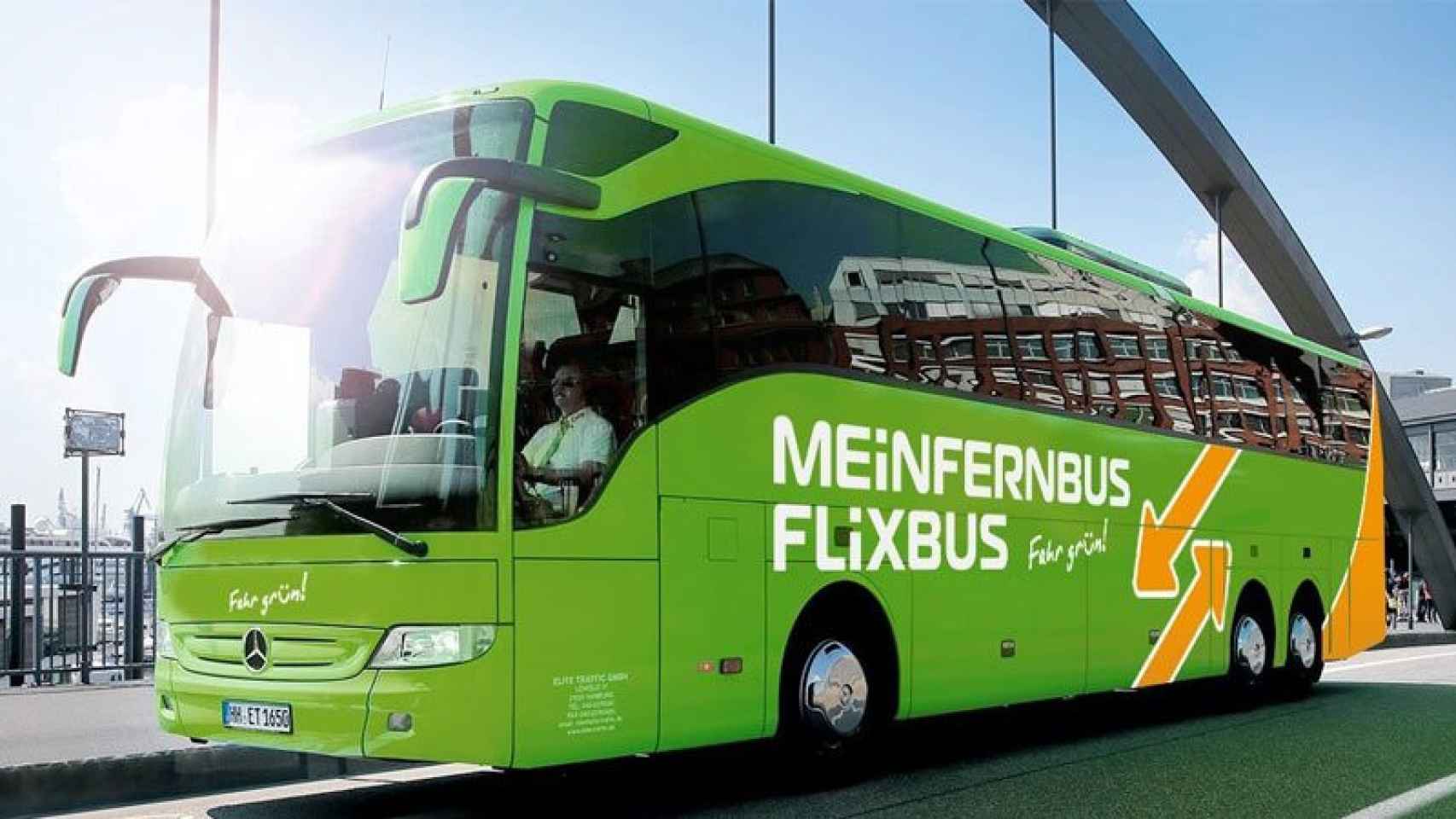 Los autocares de FlixBus tienen asientos espaciosos, wifi gratuita y permiten tres piezas de equipaje.