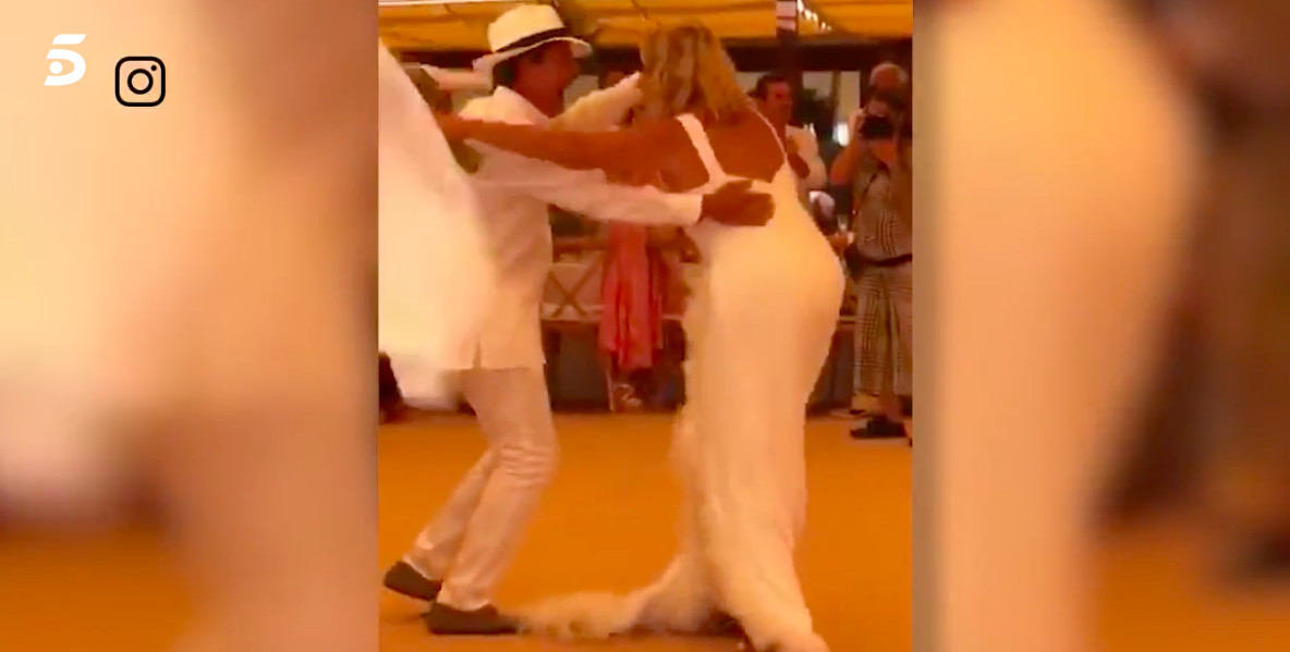 Manuel Valls y Susana Gallardo en el baile inaugural de su boda / MEDIASET