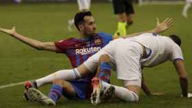 Los errores de Sergio Busquets contra el Real Madrid penalizaron al Barça en defensa / EFE