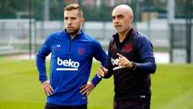Juanjo Brau, junto a Jordi Alba, en un entrenamiento del Barça / FCB