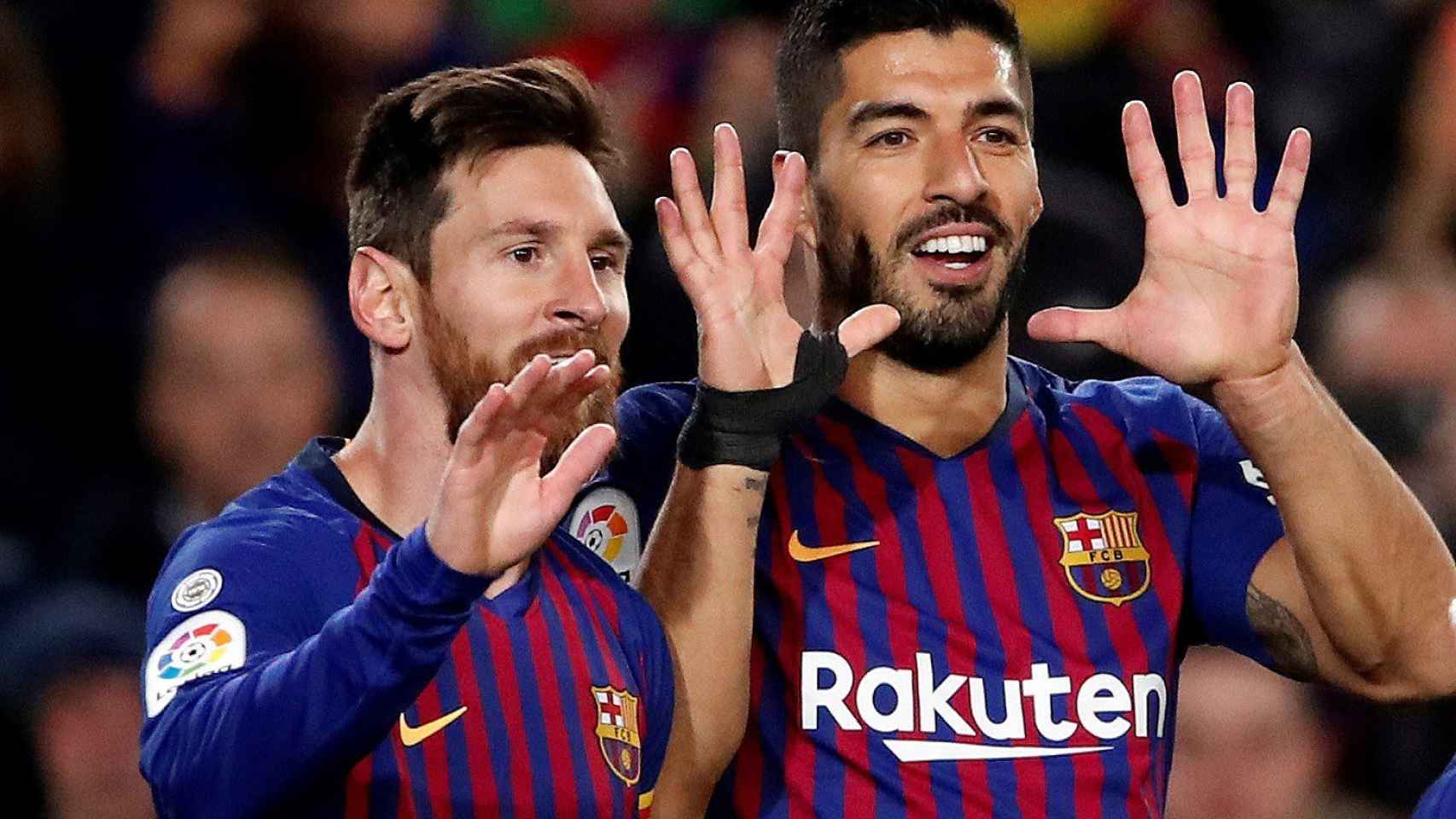 Luis Suárez celebra su exhibición el día de Messi contra el Eibar / EFE