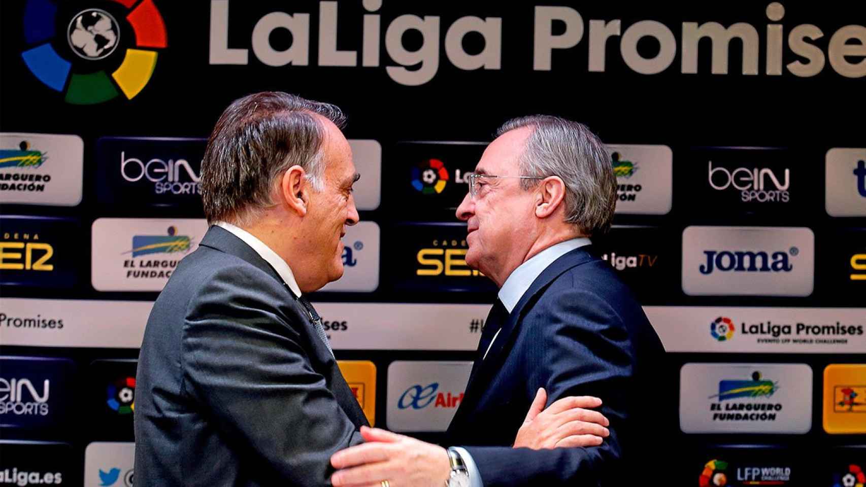 Una foto de archivo de Javier Tebas y Florentino Pérez en un acto de la Liga Promises / EFE