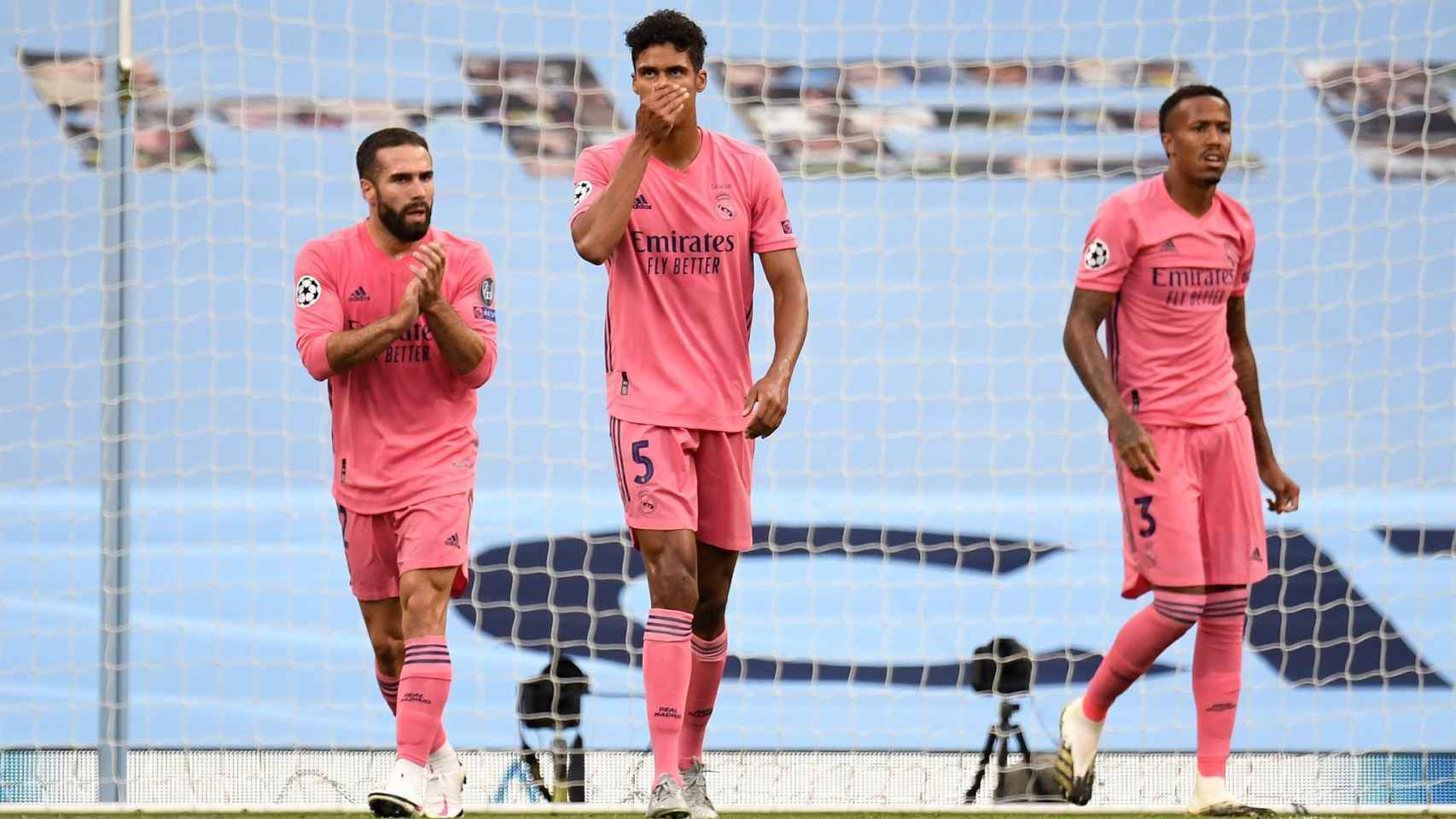 Carvajal, Varane y Militao lamentan su eliminación ante el City | EFE