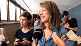 Janet Sanz, teniente de alcalde de Ecología, Urbanismo y Movilidad de Barcelona, en un contacto con los medios / EP