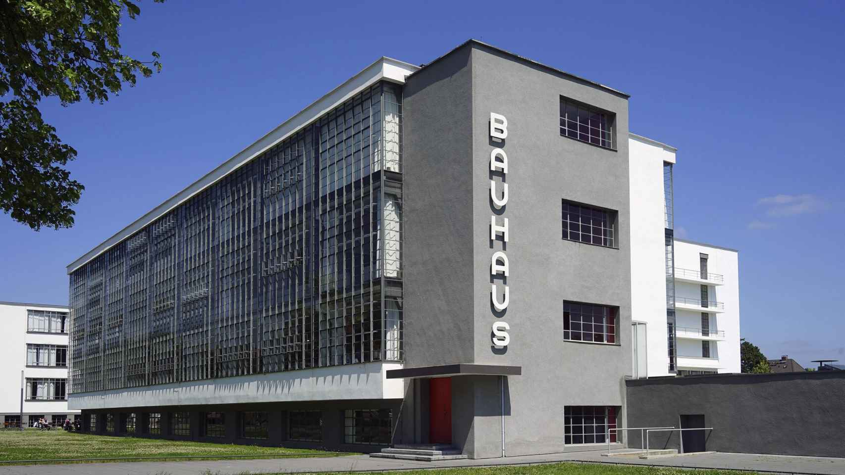 La mítica escuela Bauhaus en Dessau / Yolanda Cardo