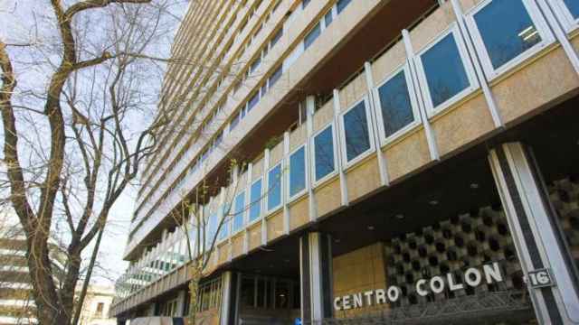 Aparthotel Centro Colón de Madrid, amenazado por independentistas por, dicen ellos, no alojar a TV3 / CG