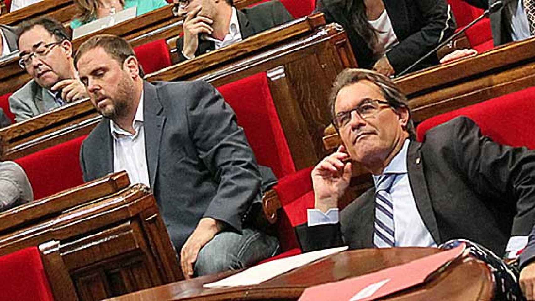 Artur Mas y Oriol Junqueras, en el Parlamento autonómico de Cataluña