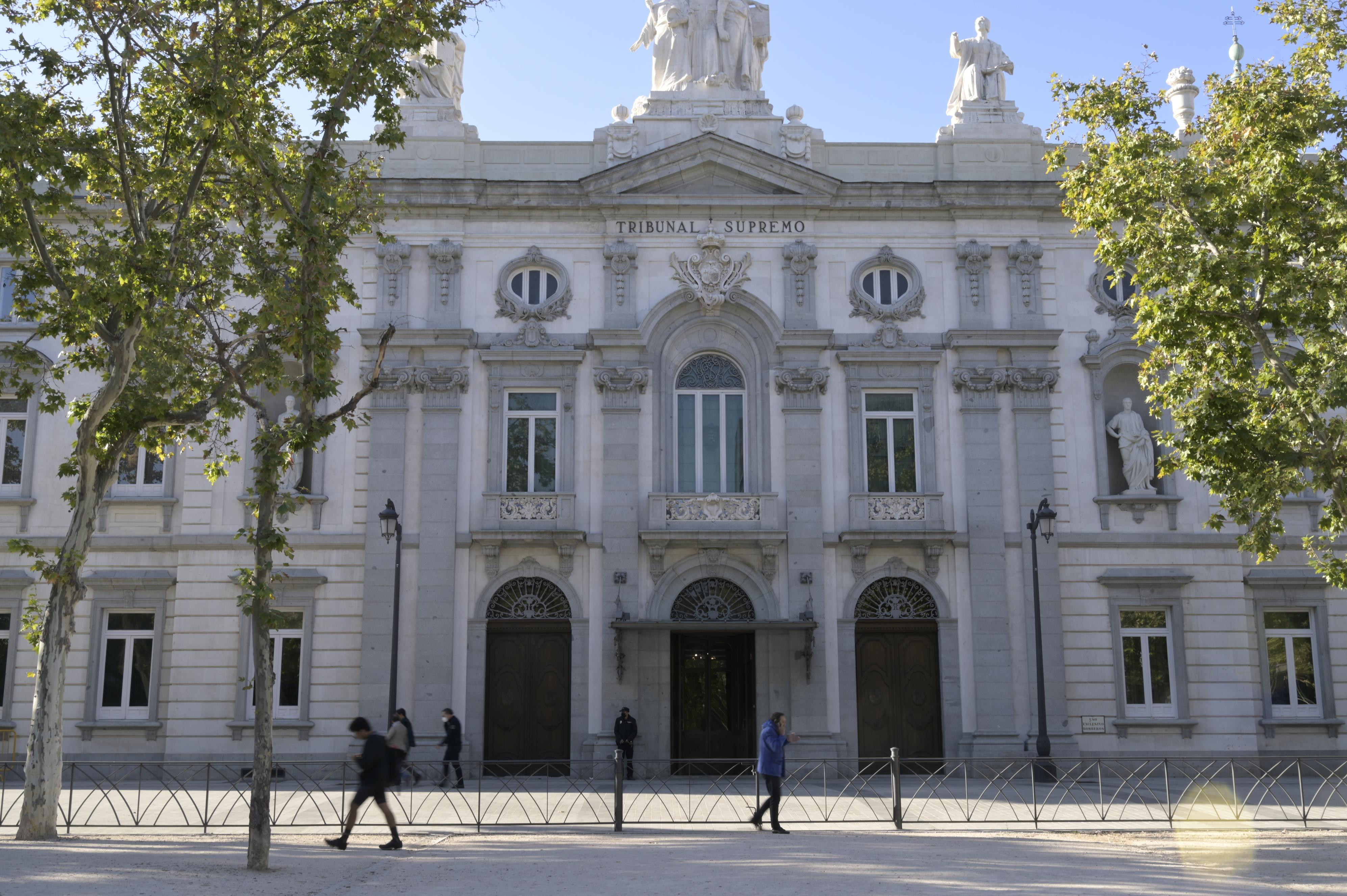 Fachada del Tribunal Supremo, que ha desestimado la solicitud presentada por Carles Puigmenont y tres 'exconsellers' para recursar al juez Llarena / EUROPA PRESS