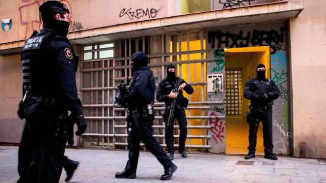 Efectivos de los Mossos d'Esquadra en una operación contra el terrorismo anterior / EFE