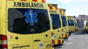 Ambulancias en Barcelona, donde un motorista de 40 años ha muerto tras un choque / EP