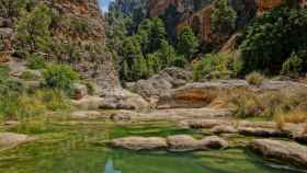 La Fontcalda es una de las piscinas naturales que se pueden encontrar en Cataluña / WIKIMEDIA COMMONS - DagafeSQV