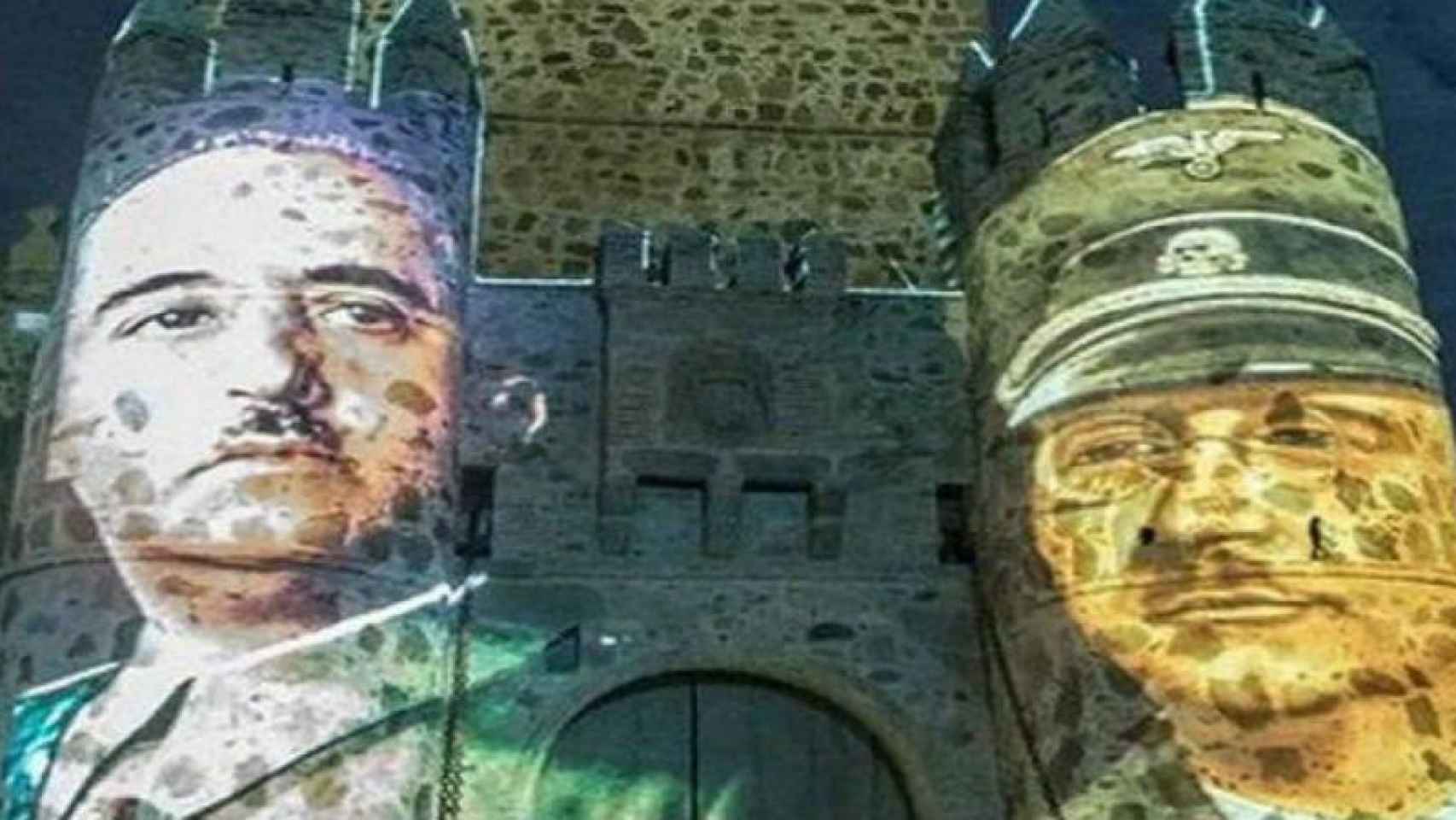 Imágenes de Franco y Himmler proyectadas sobre los muros del castillo de Guadamur.