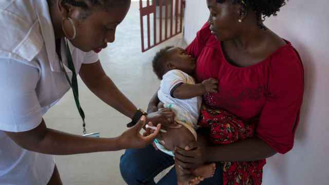 Vacunación de un niño / FUNDACIÓN LA CAIXA