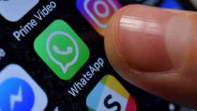 Aplicación de WhatsApp en un teléfono móvil / EFE
