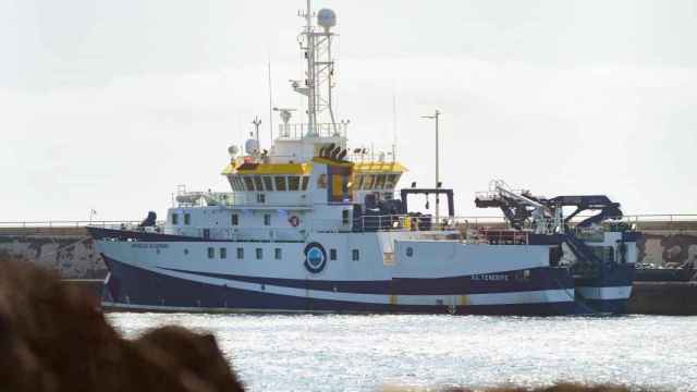 El buque Ángeles Alvariño, usado para localizar a Anna y Olivia, las niñas desaparecidas en Tenerife EFE