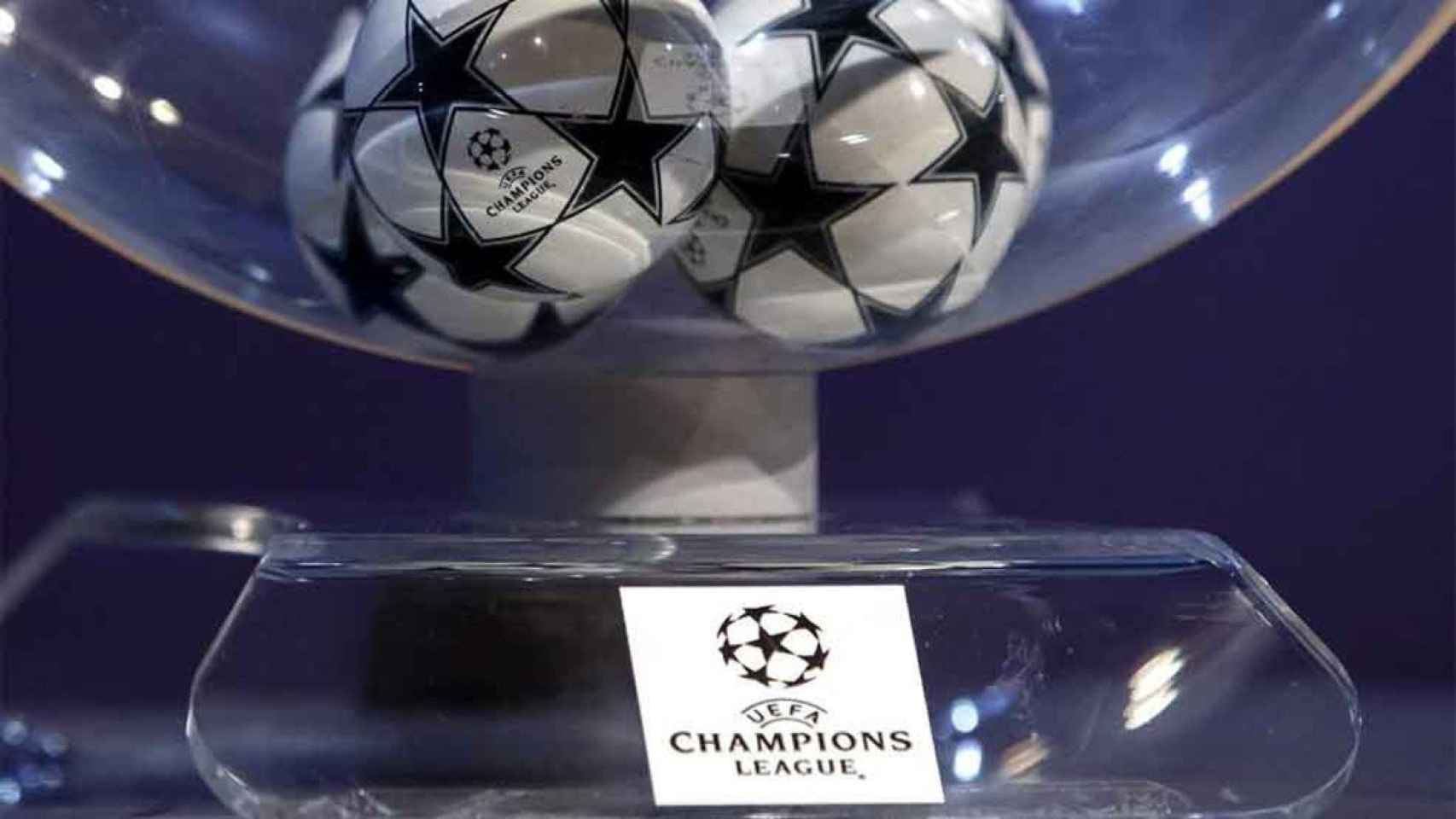 Imagen de un bombo de la Champions League / EFE