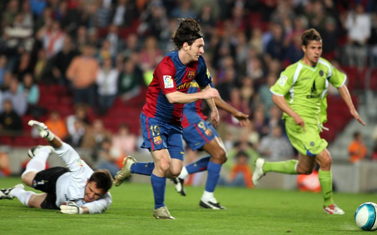 Gol de Messi ante el Getafe en las semifinales de Copa de 2004/05 / FCB