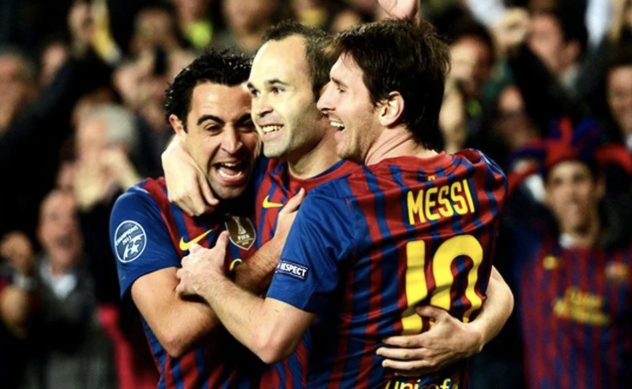 Leo Messi, Andrés Iniesta y Xavi Hernández en un partido del Barça / Twitter