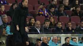 Xavi grita a sus jugadores en el Barça Real Madrid / EFE