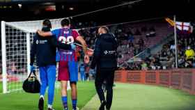 Nico se marcha lesionado en el Barça, pendiente para Xavi y la Champions FCB